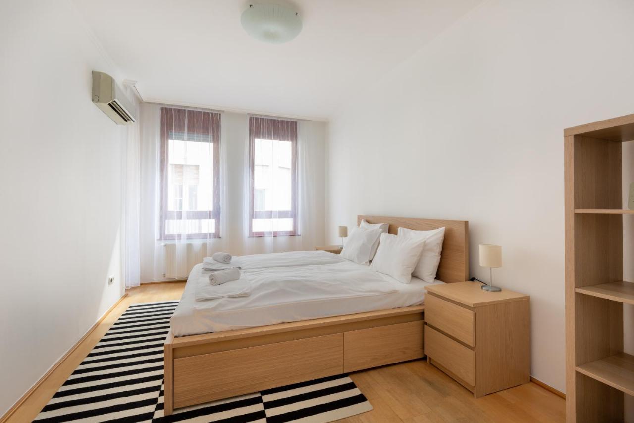 Super Central, 2-bedroom With Terrace *