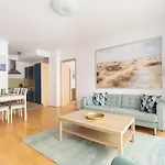 Super Central, 2-Bedroom Apartment With Terrace